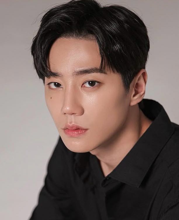 public/images/actor/profilePic/Lee Jun-young-2693.jpeg